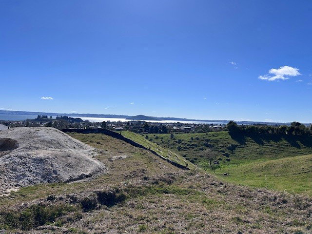 Lynmore Heights image 3